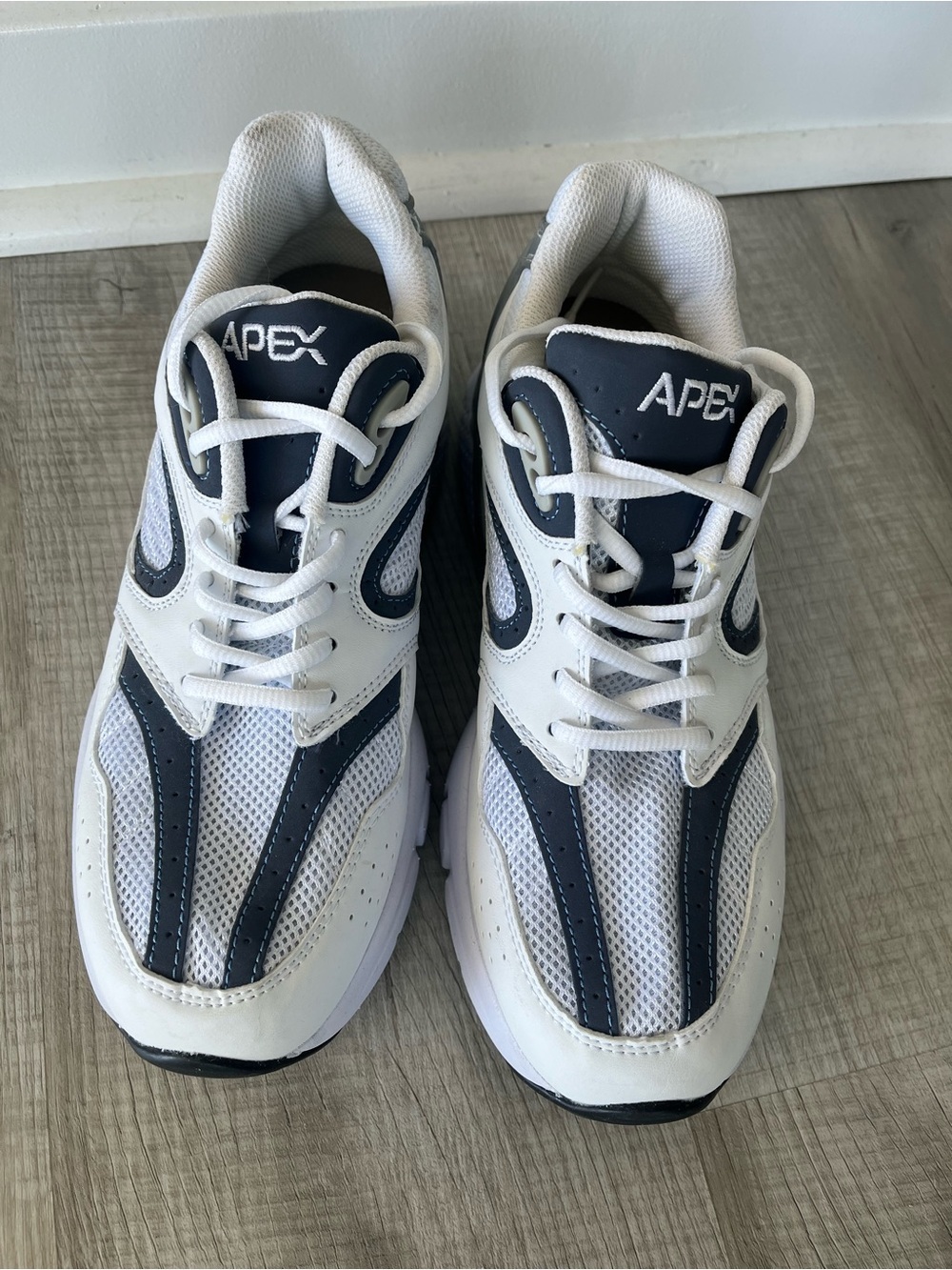 Apex X521 Mens Boss Runner White Navy Sneaker Orthopedic Shoe Size 9 Wide